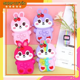 [Mới] Túi xách nữ đeo chéo silicon hình thỏ dâu, bong bóng pop it thời trang dễ thương 1
