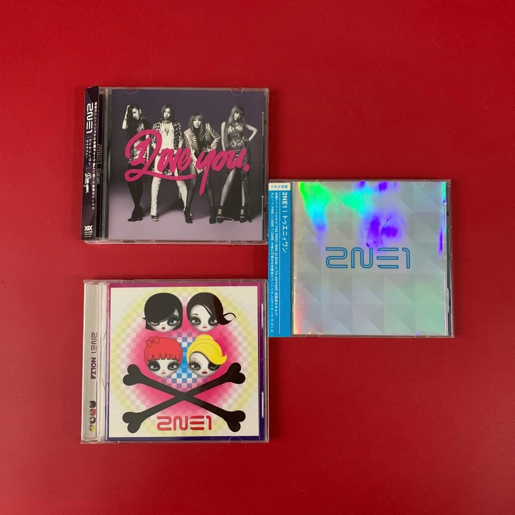Album ảnh 2NE1 đã qua sử dụng – K-pop