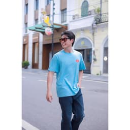 [ẨN] (QUỐC KHÁNH 2.9) Áo Thun Cộc Tay Nam Nữ GENVIET JEANS Họa Tiết Lá Cờ Đỏ Sao Vàng W251.G. 9082 6