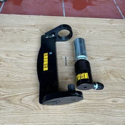 Vam ép càng rotuyn xe tải dùng bơm thủy lực, phù hợp cứu hộ lưu động và sửa chữa tại garage 4