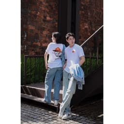 [ẨN] (QUỐC KHÁNH 2.9) Áo Thun Cộc Tay Nam Nữ GENVIET JEANS Họa Tiết Lá Cờ Đỏ Sao Vàng W251.G. 9082 1
