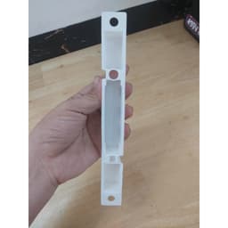 Ốp nhựa trắng thân 6068 4