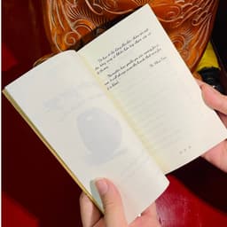 Sách - Chạm Đến Giác Ngộ - Vĩnh Nghiêm Books 4