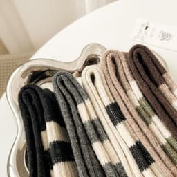 Set 5 Đôi Tất Nữ Cổ Cao Phong Cách Vintage Phối Kẻ Tone Nâu Siêu Hot TT65 7