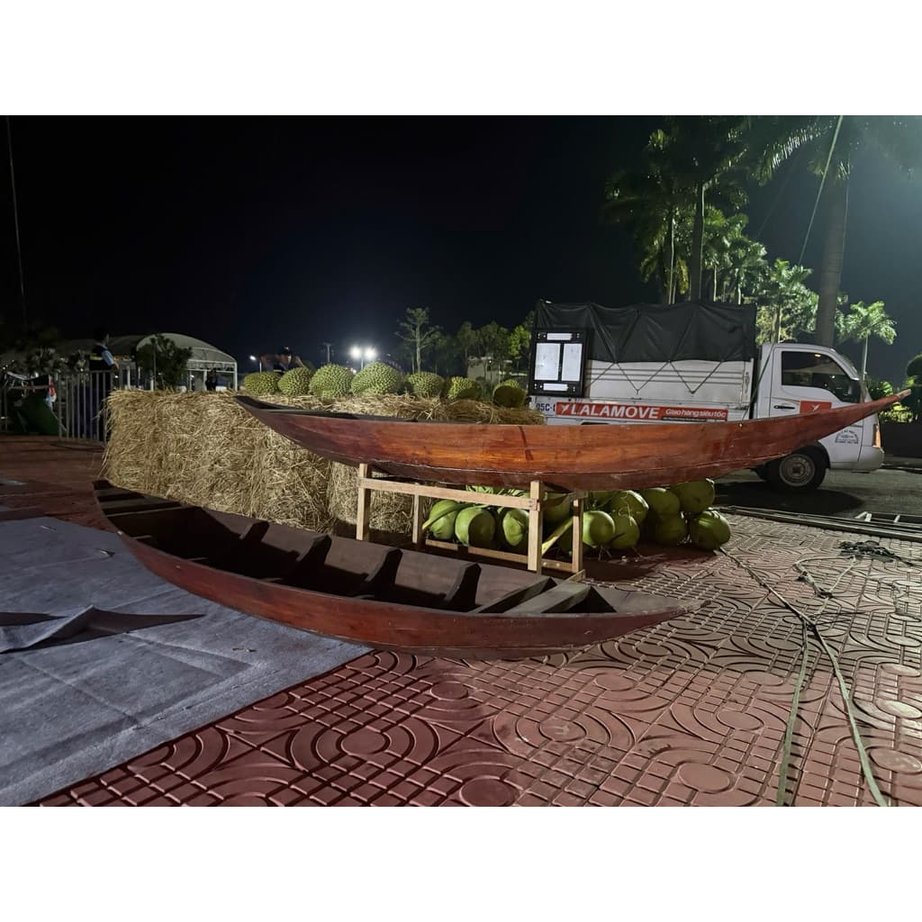Thuyền gỗ cây sao tự nhiên, trang trí trưng bày