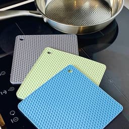 Miếng lót silicon chịu nhiệt 200 độ C, chống xước, dễ dàng vệ sinh cho bếp nhà bạn. 2