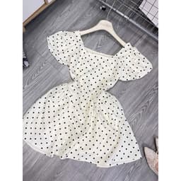 Xukadress_ Váy kem bi cổ u, bi xoè sang chảnh 9