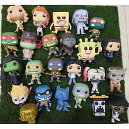 Mô hình Funko Pop đã qua sử dụng 3