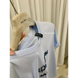 𝑨𝒏𝒏 𝑺𝒕𝒖𝒅𝒊𝒐  𝐖𝐆𝐖𝐄] Áo Thun Nữ Ngắn Tay Form Rộng 𝐖𝐆𝐖𝐄 8937, Áo Phông Cổ Tròn Thêu Chữ Nổi 3D 4