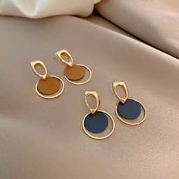 Bông Tai Tròn Đôi, Phong Cách Trẻ Trung, Hiện Đại và Cá Tính. 4