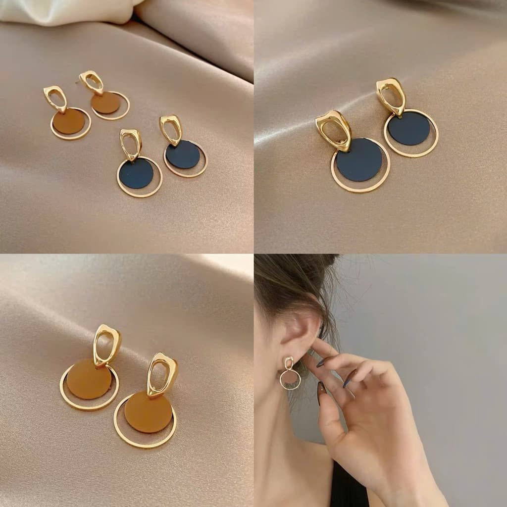 Bông Tai Tròn Đôi, Phong Cách Trẻ Trung, Hiện Đại và Cá Tính.