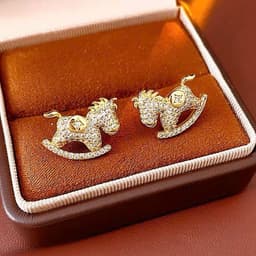 Bông Tai Ngựa Bập Bênh Đính Đá 2