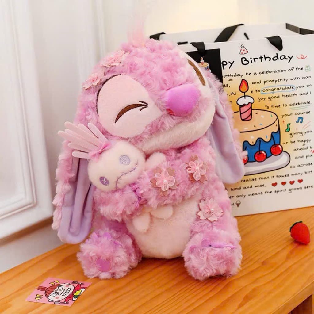 Gấu Bông Stitch Hồng Ôm Quái Vật Scrump - Lông Xoắn Siêu Mềm Màu Hoa Hồng Hot Hit 2026 Nhà MIU GẤU XINH