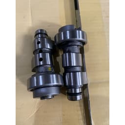 Trục cam sirius zin trần 3