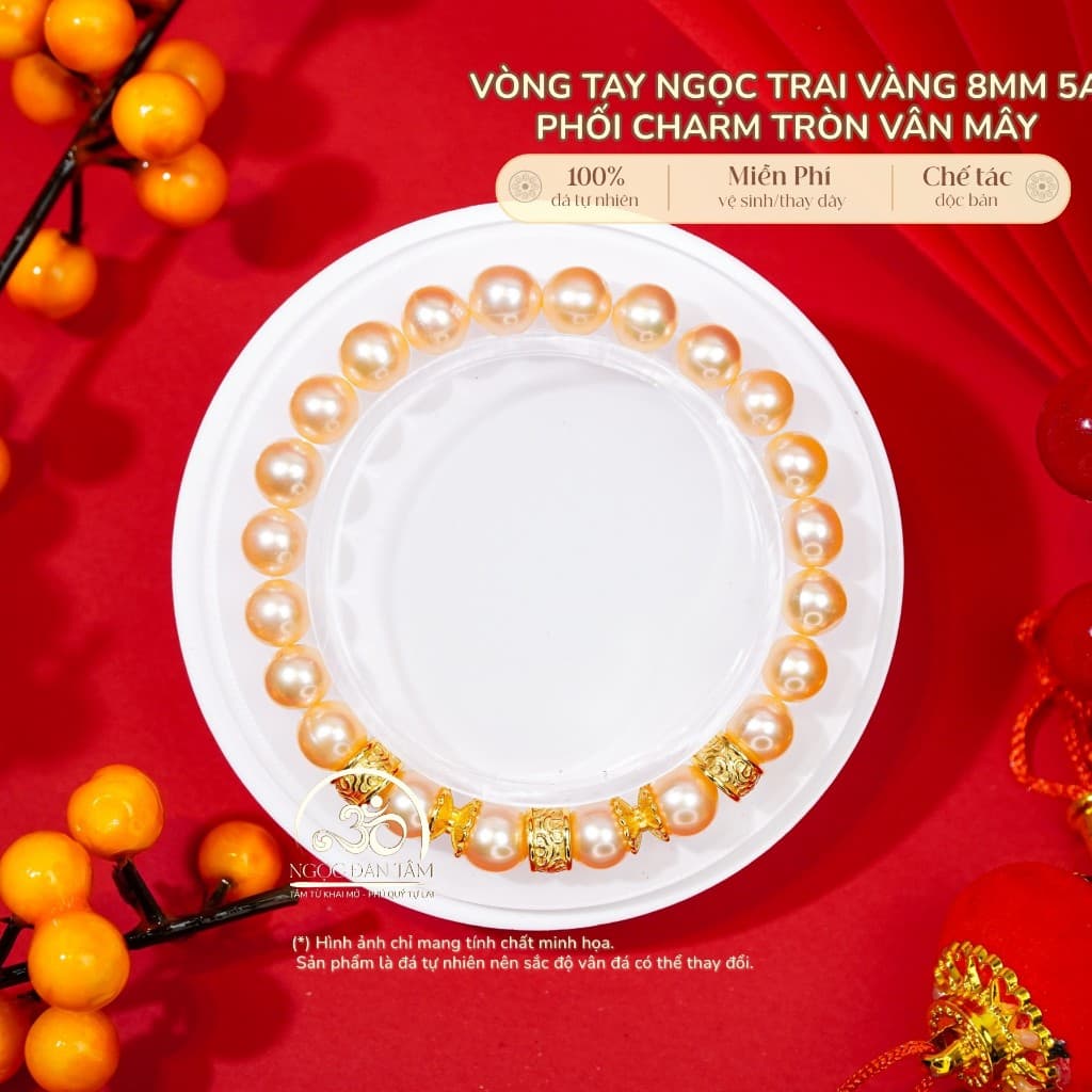 Ngọc Đan Tâm - Vòng Tay Ngọc Trai Vàng 8mm 5A Phối Charm Tròn Vân Mây - Mệnh Kim & Mệnh Thổ