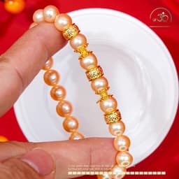 Ngọc Đan Tâm - Vòng Tay Ngọc Trai Vàng 8mm 5A Phối Charm Tròn Vân Mây - Mệnh Kim & Mệnh Thổ 3
