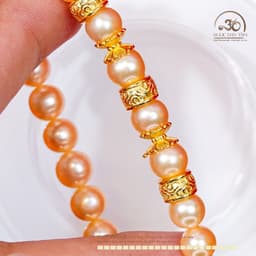 Ngọc Đan Tâm - Vòng Tay Ngọc Trai Vàng 8mm 5A Phối Charm Tròn Vân Mây - Mệnh Kim & Mệnh Thổ 4