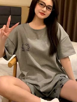 Sét Bộ Kitty Phiên Bản Cộc Tay Quần Đùi Nữ , Bộ Đồ Ngắn Tay Mùa Hè Form Rộng Phong Cách Mới 3