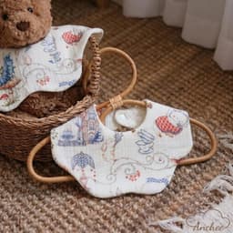 Set 2 YẾM CỔ TÍCH XÔ MUSLIN cổ hoa CHO BÉ – MẪU MỚI SIÊU DỄ THƯƠNG 2