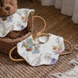 Set 2 YẾM CỔ TÍCH XÔ MUSLIN cổ hoa CHO BÉ – MẪU MỚI SIÊU DỄ THƯƠNG 5