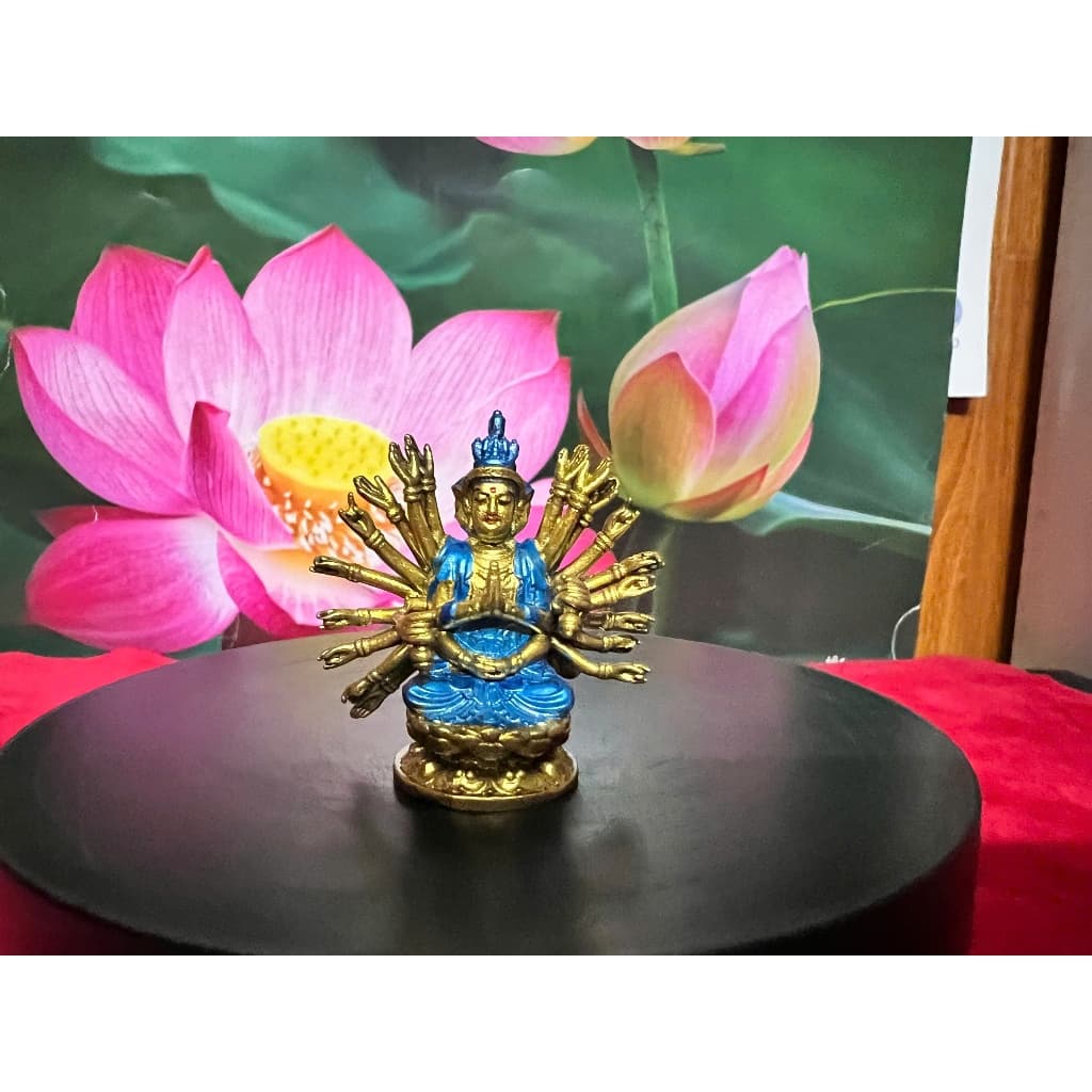 Tượng đồng mini Phật Chuẩn Đề Bồ tát ,  cao 5 cm x rộng 4.5 cm