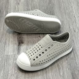 Giày Luchi giày nhựa su mềm đi mưa du lịch chạy bộ êm chân, unisex nhiều màu. T100 2