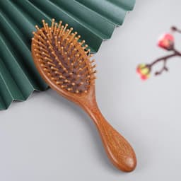 Lược Gỗ Đàn Hương Đệm Khí Khắc Tên Miễn Phí - Massage Da Đầu Giảm Rụng Tóc Chống Tĩnh Điện - Mộc Việt Decor 5