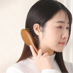 Lược Gỗ Đàn Hương Đệm Khí Khắc Tên Miễn Phí - Massage Da Đầu Giảm Rụng Tóc Chống Tĩnh Điện - Mộc Việt Decor 3