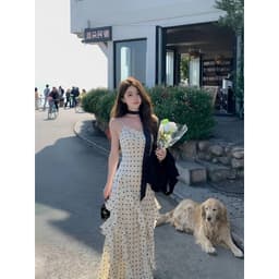 [Sẵn] [Tặng Khăn Cổ] Váy Đi Biển Chất Liệu Voan Chấm Bi Vibe Nàng Thơ Phù Hợp Đi Biển Mặc Hàng Ngày Chali V141 1