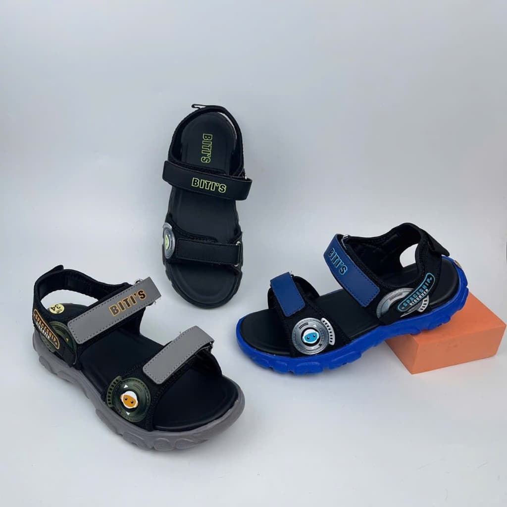 Sandal Biti's Bé Trai Siêu Nhẹ Màu Đen/ Xám/ Xanh BEB0049
