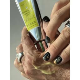 Retinal thế hệ mới Naturium Retinaldehyde Cream Serum hỗ trợ đẩy lùi các dấu hiệu lão hoá 4