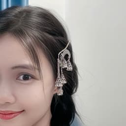 Kẹp Tóc Mái Vải Nhung Phối Chuông Bạc Bohemian - Phụ Kiện Chụp Ảnh, Đi Tiệc Sang Chảnh 2