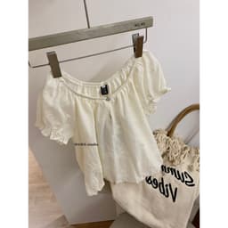 𝑨𝒏𝒏 𝑺𝒕𝒖𝒅𝒊𝒐  [SẴN] 𝐖𝐆𝐖𝐄/ Áo Babydoll Nữ Thô Boi Dáng Bí WG.WE 8740 Cổ Tròn Tay Bồng Ngắn Thêu Hoa Vintage 4
