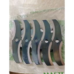 Lưỡi Dao Gặt Lúa Tiết Kiệm Sức Lao Động Cho Người Nông Dân 3