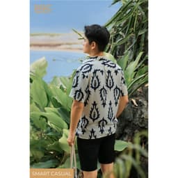Áo Sơ Mi Ngắn Tay DGC Dáng Suông, Phong Cách Trẻ Trung, Chất Vải Mềm Nhẹ Thoáng Mát - SASNBE46M 4