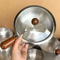 Nồi inox tay gỗ kèm nắp size 17cm, phù hợp nấu ăn, decor, tiện lợi, nhanh gọn cho mỗi gia đình, thiết kế sang trọng 8