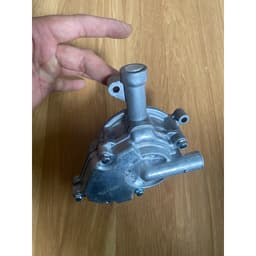 Cụm bơm nước abl125. vario125.pcx.ex150 hàng cty 4