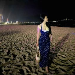Đầm body cổ yếm xoắn phối viền ren xanh navy, họa tiết hoa nhí dáng ngắn - dài 4