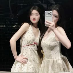 Đầm Cổ Yếm Viền Nơ Ren Ruy Băng Dáng Ngắn Bo Eo Dễ Thương 6