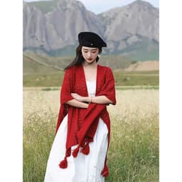 Khăn ren đỏ Boho – Điểm nhấn hoàn hảo cho Outfit hè 6