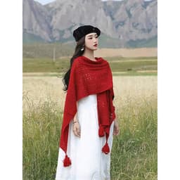 Khăn ren đỏ Boho – Điểm nhấn hoàn hảo cho Outfit hè 5