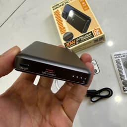 Pin dự phòng sạc nhanh 20W không dây Remax CX09 10.0000mah và 22.5W REMAX RPP-602 10.000mah 6