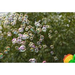Đồ chơi kèn thổi bong bóng xà phòng nhiều màu sắc vui nhộn cho bé 7