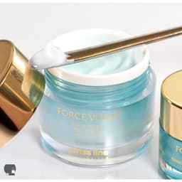 Gel dưỡng Swissline FV Aqua Vitale Gel Cream 50ml cấp nước sâu cho da dầu mịn thoáng không bết dính 2