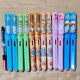 5 Chiếc Bút Máy Viết Tẩy Được Hình Capybara & Mix Hình: Bút Bơm Mực- Ngòi Kim Tinh Viết Êm Trơn, bút thỏ thầy ánh. 2