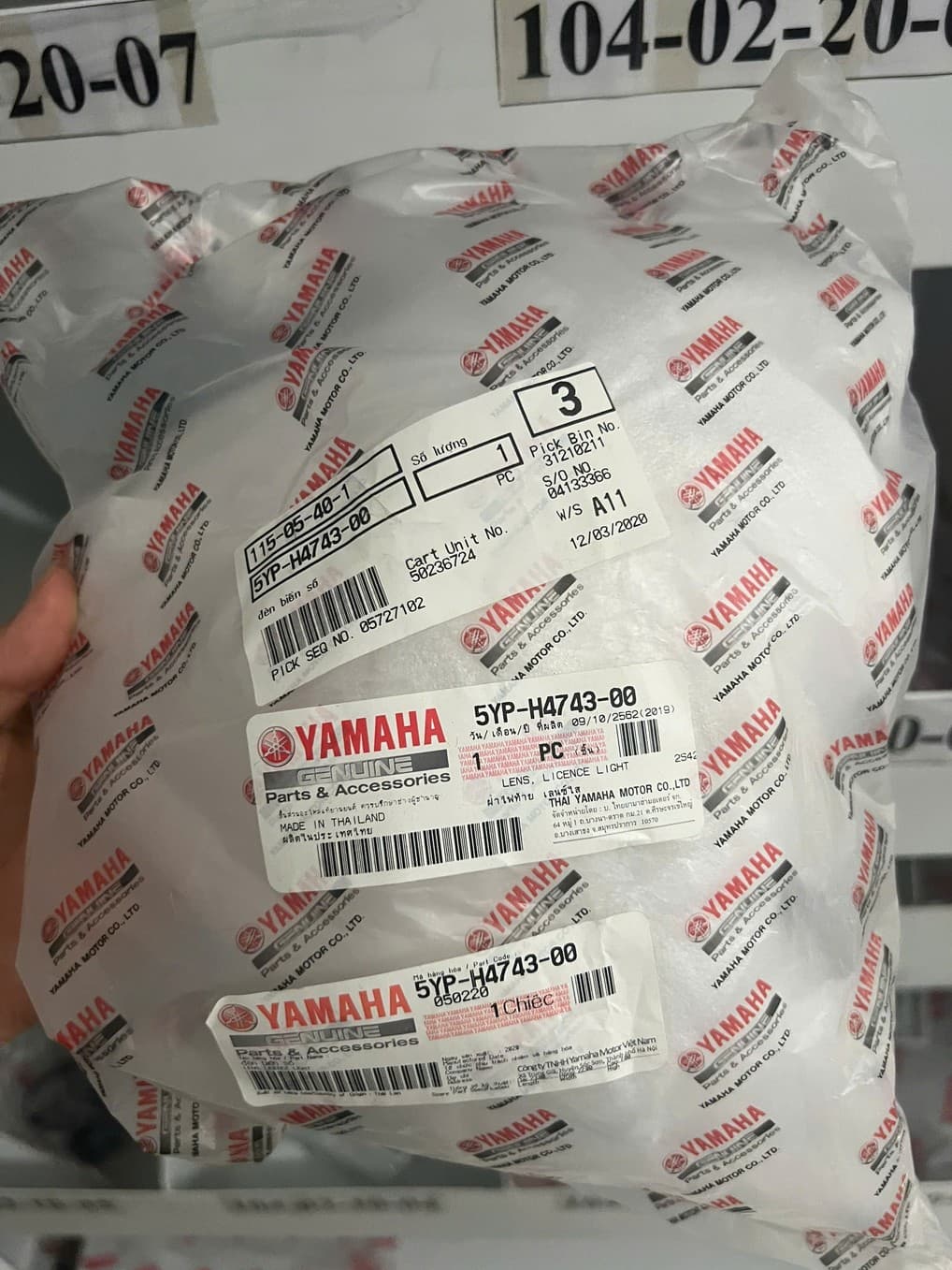 Kính đèn biển số chính hãng Yamaha  cho xe Sirius, Jupiter,