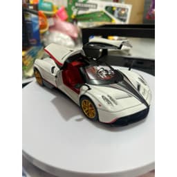 🚗 Mô hình xe thể thao Pagani Huayra – Siêu phẩm sưu tầm 2