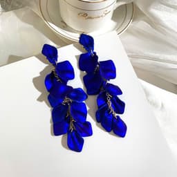 Khuyên Tai Nữ Cánh Hoa Xanh Nổi Bật - Phụ Kiện Trang Sức Cao Cấp Chụp Ảnh Art, Cô Dâu, Dự Tiệc 4