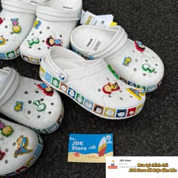Dép Sục Crocs Đậu Đỏ  Trắng Phiên Bản Người Lớn 3