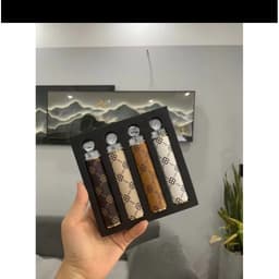 Bộ 4 Chiếc Bàn Chải "Hoàng Gia" Sang Chảnh Dành Cho Nam Và Nữ Gấp Gọn Tiện Lợi Thích Hợp Dễ Dùng Khi Đi Du Lịch.(001) 4
